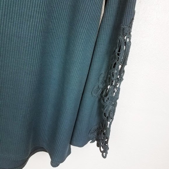 Pink Rose Crochet Long Sleeve Scoop Neck Turquoise Medium Shirt Top Blouse - Picture 4 of 8